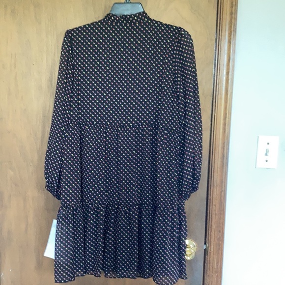 Relisted Signature multi colored polka dot w metallic accents size MP - Picture 14 of 17